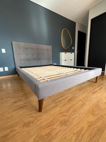 West Elm - Cama Matrimonial