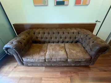 Sofá Chesterfield Cuero