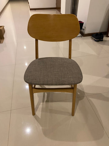 Set de 4 sillas de madera