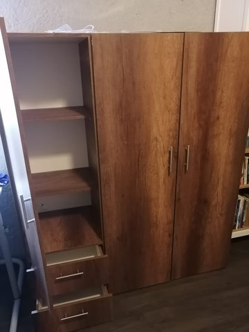 Armario - 3 puertas 2 cajones