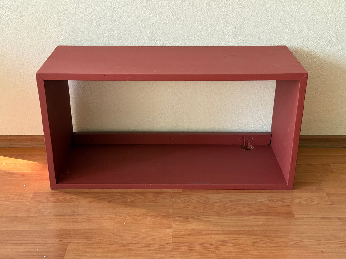 Libreros de piso o muro de madera pintada
