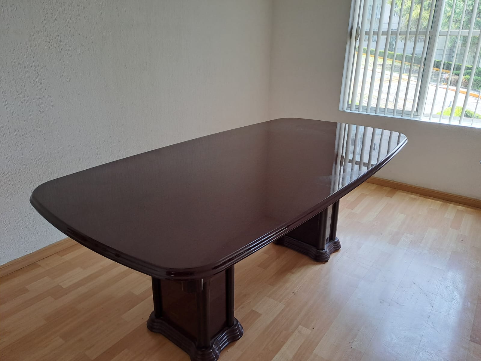 Comedor de caoba
