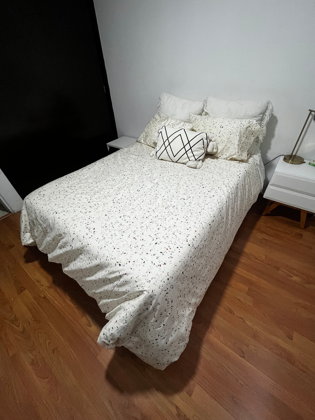 Gaia - Base de cama matrimonial gris