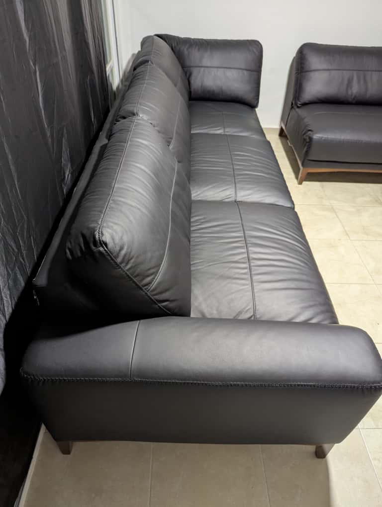 Sala modular Alina de piel y vinil