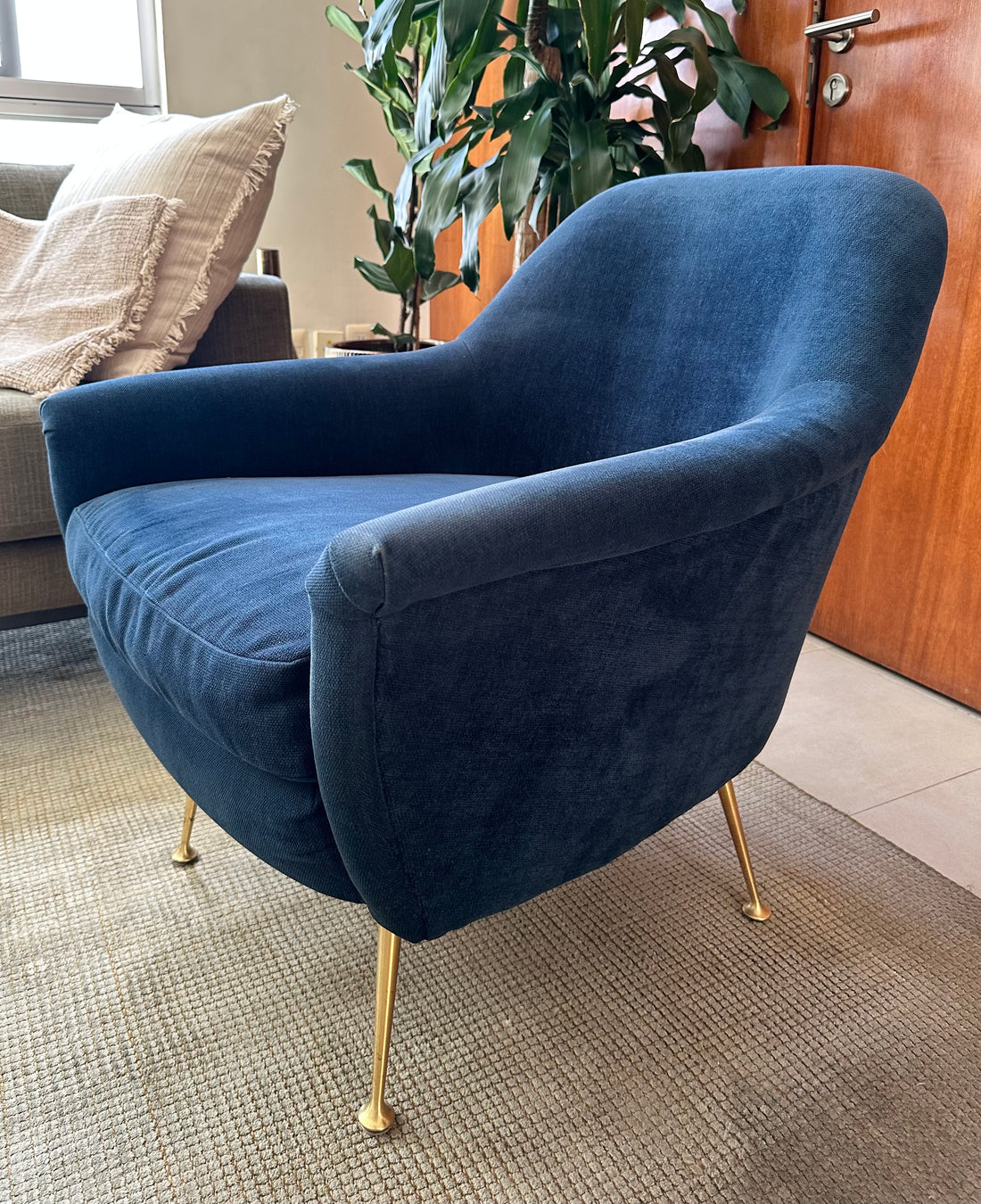 Sillón West Elm MId Century- Velvet