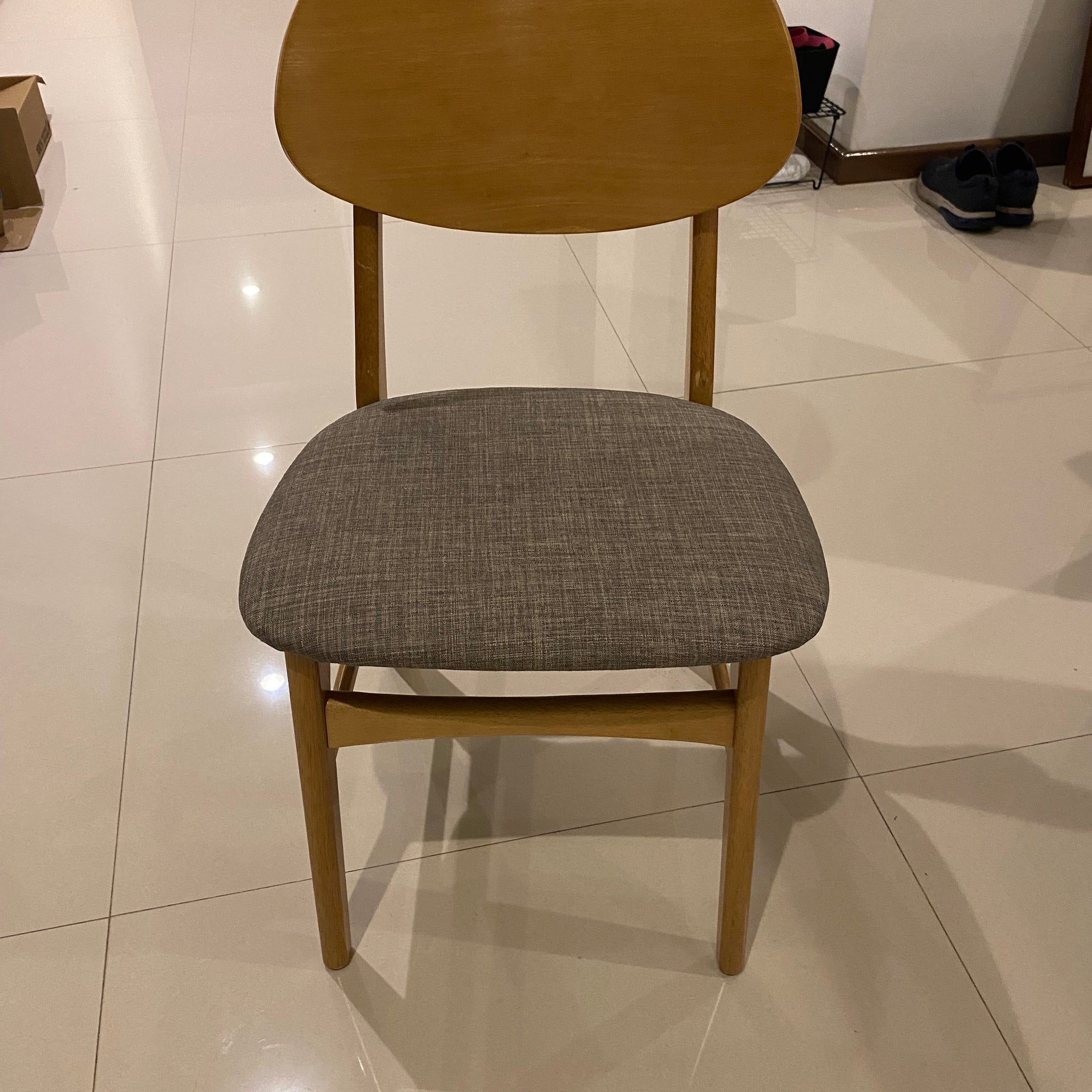Set de 4 sillas de madera