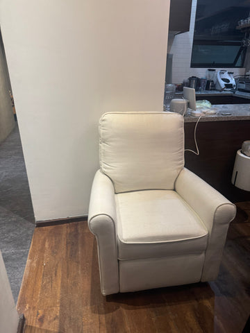 MECEDORA POTTERY BARN