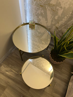 Gaia- Set de 2 mesitas doradas con espejo