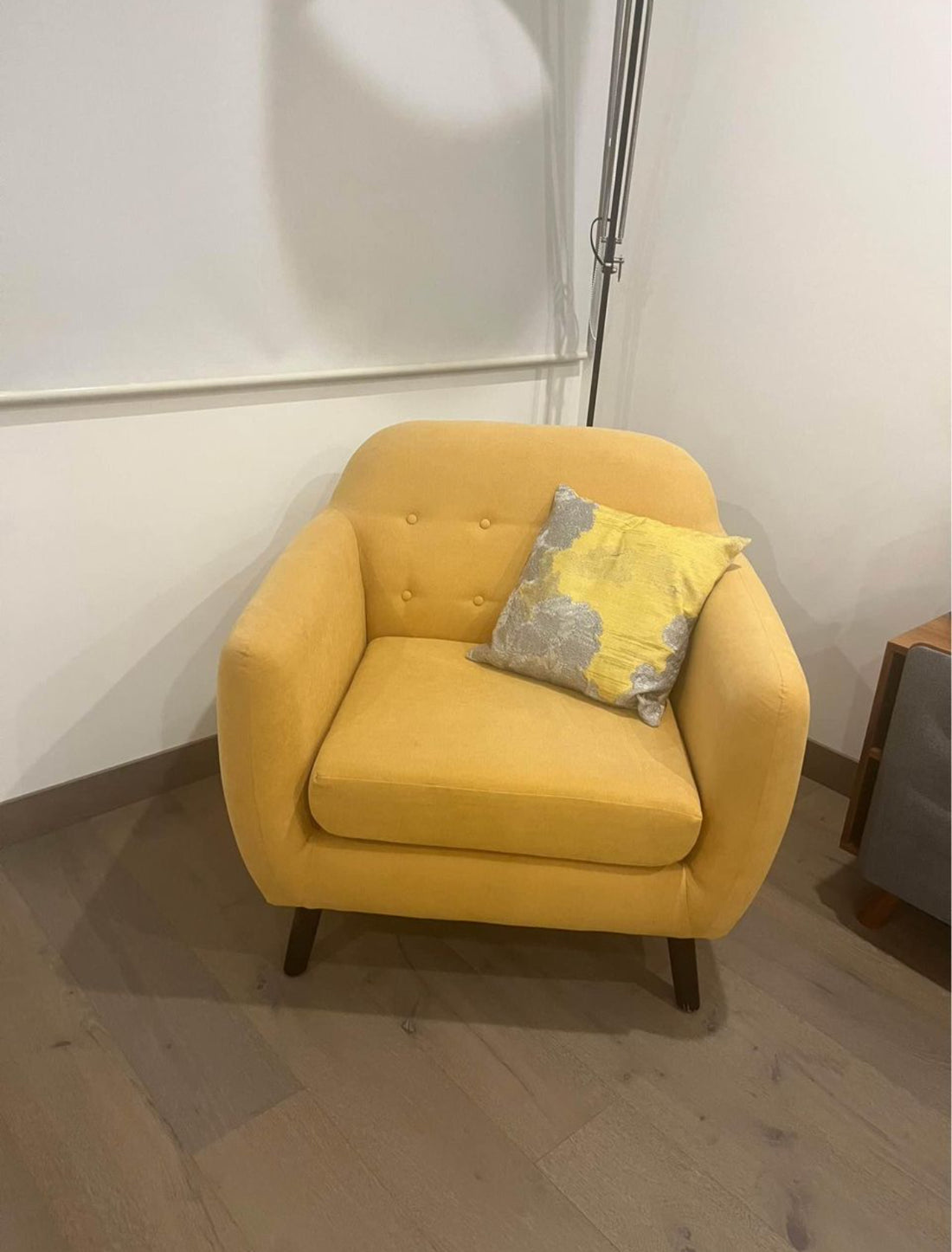 Gaia- Sillón amarillo San Blas