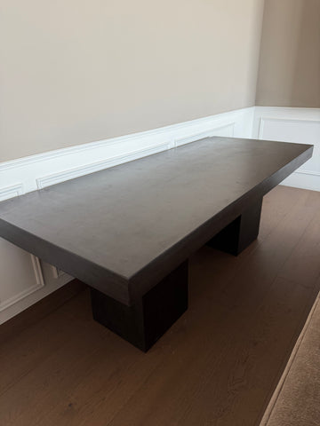 HABITACIÓN 116 - MESA RECTANGULAR UP GRAFITO
