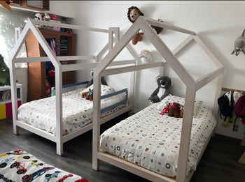 Petit Monde- Set de dos camas Montessori de madera